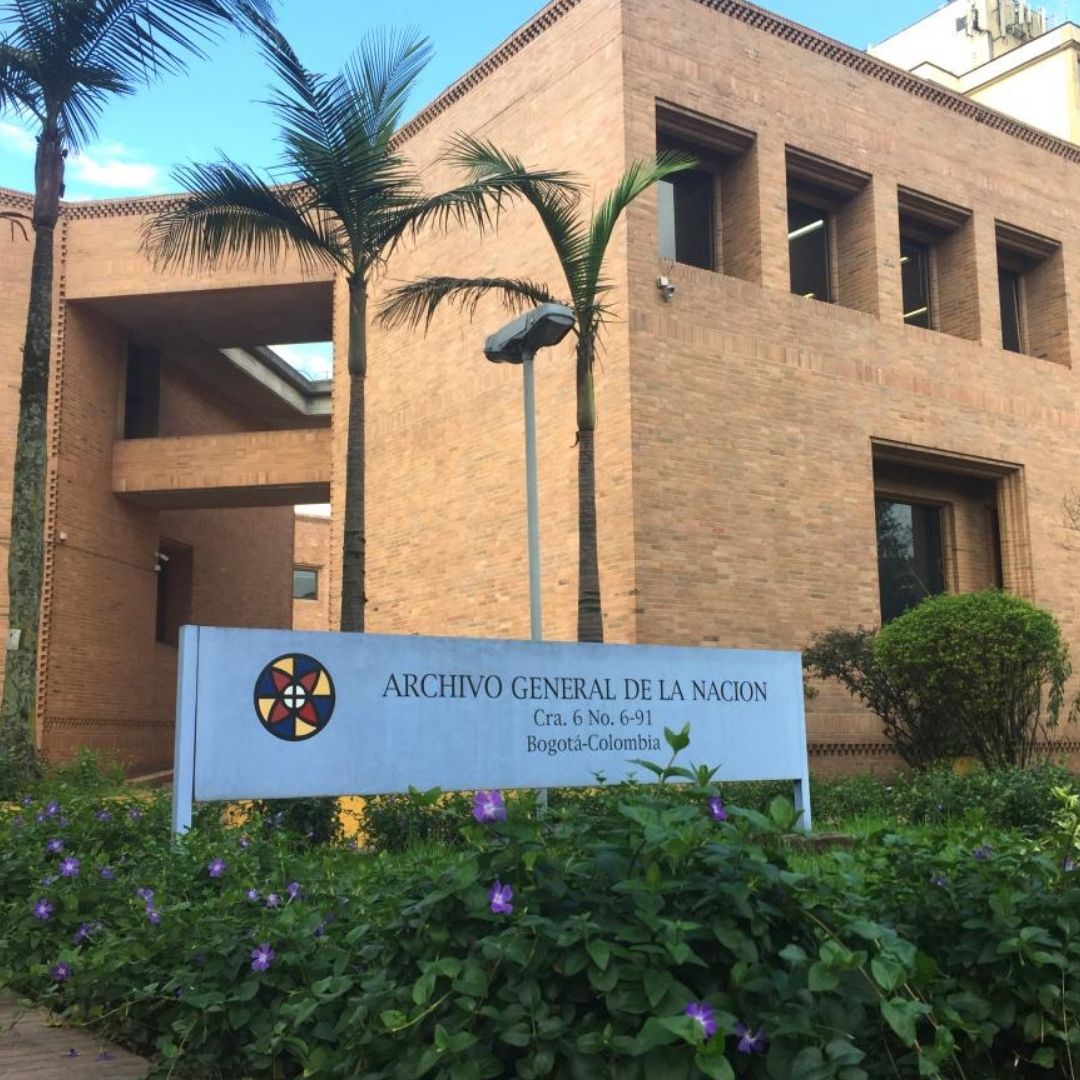 Renombrar para reparar: los archivos, el lenguaje y la dignidad histórica